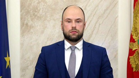 КРИВОКАПИЋЕВ РЕЖИМ ДОТАКАО ДНО: Мило ће бити поносан на изјаву министра Радуловића који напада српског амбасадора