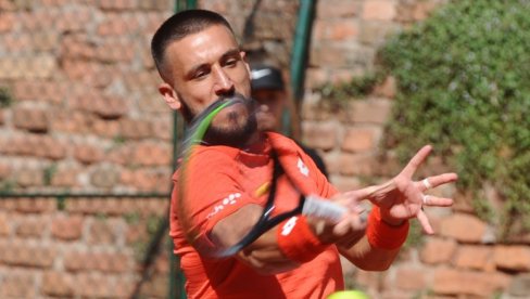 У ПАРИЗУ СУ ИСПАЛИ У ПРВОМ КОЛУ: Џумхур и Фирнли сада воде битку у Атини