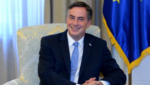 SUSRET SA DAČIĆEM, PA TERMIN DIJALOGA: Dejvid Mekalister o zahtevu pojedinih srpskih opozicionih partija SUSRET SA DAČIĆEM, PA TERMIN DIJALOGA: Dejvid Mekalister o zahtevu pojedinih srpskih opozicionih partija