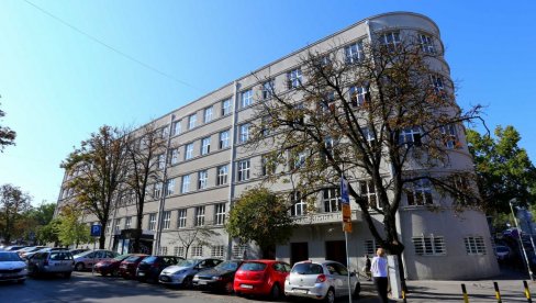 ОДЛУКА МИНИСТАРСТВА ПРОСВЕТЕ: Ђаци Пете гимназије ускоро у матичној школи