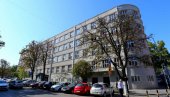 ПЕТА БЕОГРАДСКА ГИМНАЗИЈА ИЗАШЛА ИЗ БЛОКАДЕ: Мања група и даље бојкутује (ВИДЕО)