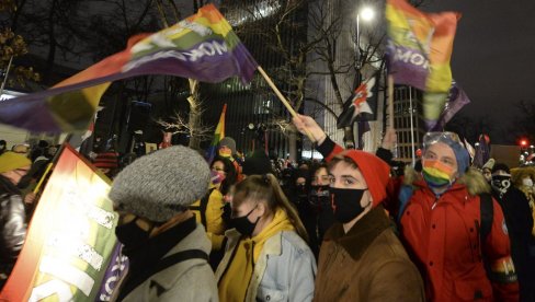 ABORTUS SAMO U TRI SLUČAJA: U Poljskoj stupio na snagu propis koji je izazvao masovne proteste