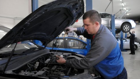 POPRAVKA OVIH AUTOMOBILA JE PAPRENA: Evo zašto su cene tako visoke