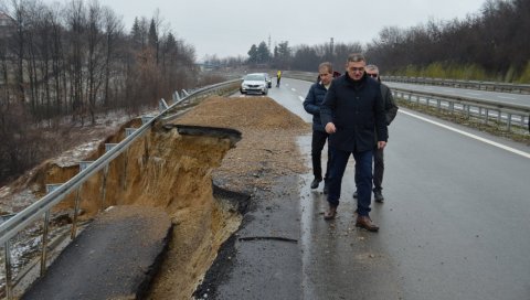 НОВИ ПУТЕВИ НА ДОРАДИ: Клизиште између Баточине и Крагујевца биће санирано до априла, у Грделици радови до лета