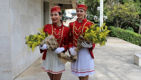 PRAZNIK MIMOZE UPRKOS ZIMI I KORONI: U Herceg Novom odlučili - održaće tradicionalnu manifestaciju (FOTO)