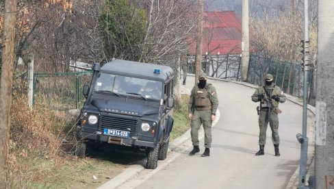 OVDE SE NALAZI JEDAN OD ŠTEKOVA VELJE NEVOLJE: Žandarmerija sa dugim cevima okupirala Ritopek (FOTO)