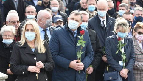 ЖАЛ ЗА СТРАДАЛИМА НЕЋЕ ПРЕСТАТИ ВЕКОВИМА: Додик и Цвијановић на обележавању 79 годишњице од усташког покоља 2.300 Срба код Бањалуке