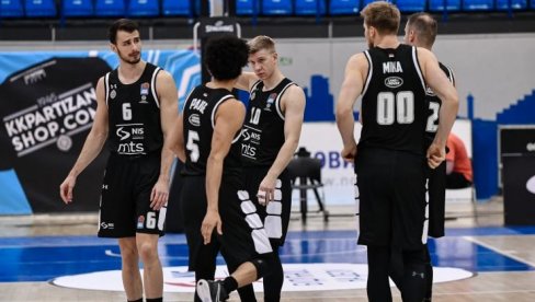 PARTIZAN U PROBLEMU PRED START SUPERLIGE: Sedam košarkaša crno-belih van stroja