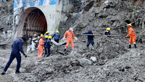 GLEČER DONEO SMRT: Iznenadna bujica u Indijskom delu Himalaja izazvala tragediju