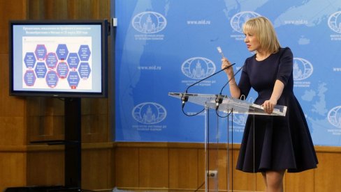 DA LI JE MOGUĆE DA SVI ĆUTE? Oglasila se Marija Zaharova o prinudnom sletanju aviona Rajanera u Berlinu