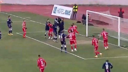 DA LI JE RADNIČKI OŠTEĆEN:  Gol Zvezde posle faula Pavkova nad golmanom Nišlija? (VIDEO)