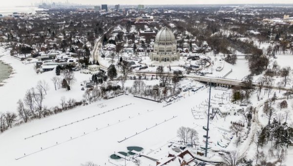 АМЕРИКА НЕ ПАМТИ ОВАКВУ ЗИМУ: Најмање 21 жртва, милиони без струје (ФОТО/ВИДЕО)