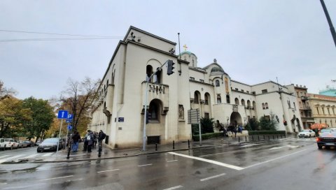 НАСИЉЕМ НАД ЈЕЗИКОМ ОТВАРАЈУ ВРАТА НЕМОРАЛУ СА ЗАПАДА: Нико од званичника није реаговао на захтев СПЦ  да се суспендује пропис