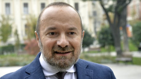 МИЛО ЈЕ ПОДРЖАО ДРИТАНА Владимир Павићевић о новој влади: Шта год да се деси, Ђукановић мора у политичку пензију