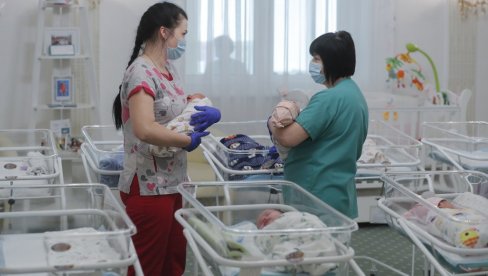 NAJNOVIJI PODACI SEKRETARIJATA ZA STATISTIKU: Evo koliko je beba rođeno u aprilu NAJNOVIJI PODACI SEKRETARIJATA ZA STATISTIKU: Evo koliko je beba rođeno u aprilu
