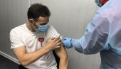 МАЛИ ПРИМИО ДРУГУ ДОЗУ ВАКЦИНЕ: Вакцина нам помаже да чувамо себе и друге