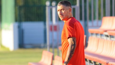 BUKTI SRPSKI RAT NA APENINIMA: Aleksandar Kolarov udario na oca Lazara Samardžića