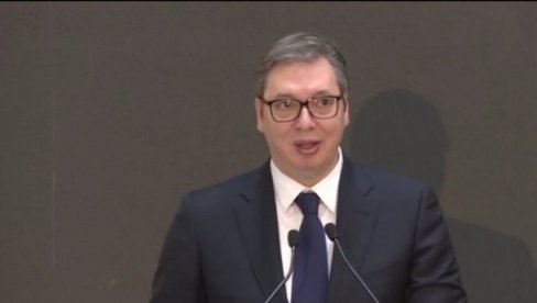 VUČIĆ ZAMOLIO GRAĐANE: Vakcinišite se - to nam je prioritet