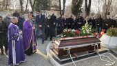 САХРАЊЕН БОРИС КОМНЕНИЋ: Тужни призори са Новог гробља- Породица и пријатељи испратили великог глумца (ФОТО/ВИДЕО)