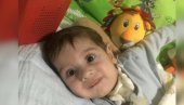 USPELO JE! Srbijo raduj se, Oliver (2) je primio terapiju koja će mu pomoći da živi! (FOTO)