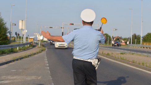 SUMNJA SE DA JE UKRAO CIGARETE VREDNE 219.000 DINARA: Pljačka trafike u Kruševcu, osumnjičeni zaustavljen u Vrnjačkoj Banji