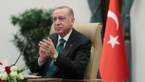 ERDOGAN ZAKLJUČAVA TURSKU: Većina regiona je u crvenom, ograničenja predviđena i za Ramazan