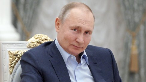 HIT ANEGDOTA RUSKOG LIDERA: Putin ispričao kako je odbio da nosi naočare (VIDEO)
