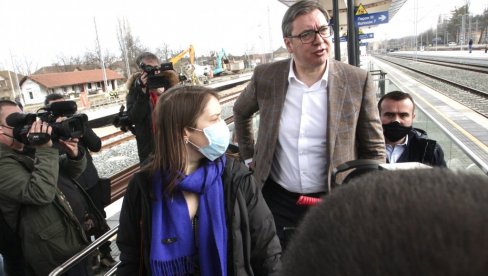 TUŽIOCI ĆE DA RADE SVOJ POSAO: Vučić odgovorio na provokaciju o Đilasu - Dali ste sebi za pravo da budete i tužioci i branioci