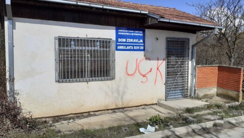 GRAFITI TERORISTA NA KOSMETU: Zabrinjavajuća poruka osvanula baš na dan početka NATO agresije na Srbiju (FOTO)