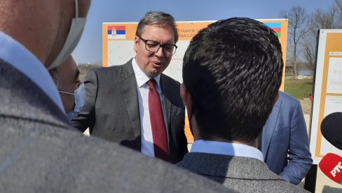 VUČIĆ OBIŠAO RADOVE KOD ŠAPCA: Ponosan sam na našu Srbiju, gradimo novi krvotok! (VIDEO)