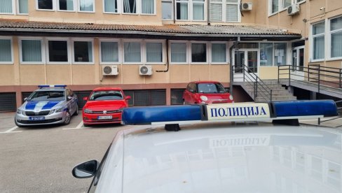 ДРОГА ИЗБАЧЕНА КРОЗ ПРОЗОР: Лесковачка полиција запленила 345 грама афетамина