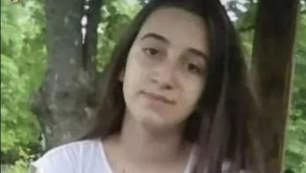 НЕСТАЛА ДЕВОЈЧИЦА (13) У КРАГУЈЕВЦУ: Већ 11 дана ни трага ни гласа од ње - уколико имате неку информацију, позовите овај број