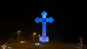 U KRAGUJEVCU OBELEŽEN SVETSKI DAN AUTIZMA: Krst na ulazu u grad osvetljen plavom bojom U KRAGUJEVCU OBELEŽEN SVETSKI DAN AUTIZMA: Krst na ulazu u grad osvetljen plavom bojom