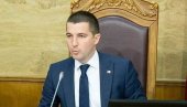 АЛЕКСА БЕЧИЋ: Решење није у рушењу Владе већ у разговору