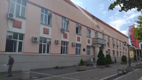 VEĆNICI USVOJILI PREDLOG ODLUKE O BUDŽETU: Opštinska kasa u Kladovu za 2025. 1,066 milijardi