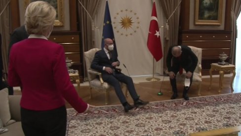 ERDOGAN PONIZIO URSULU FON DER LAJEN: Šefica Evropske komisije ostala bez stolice, evo gde su je poslali! (VIDEO)