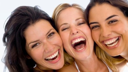 ЊИХ ШТИТИ НАЈМОЋНИЈИ БЛАГОСЛОВ: Два знака која ће увек имати срећу у свему, судбина им дели најбоље карте