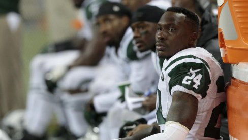 MASAKR U AMERICI: Bivši NFL igrač ubio pet osoba, potom izvršio samoubistvo MASAKR U AMERICI: Bivši NFL igrač ubio pet osoba, potom izvršio samoubistvo