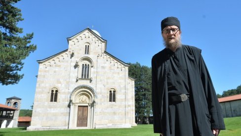 OTAC SAVA JANJIĆ JE I FIZIČKI UGROŽEN: Ovo je napad na sve srpsko i neće se zaustaviti na tome