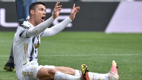 RONALDO U PROBLEMU! Američka učiteljica traži od Portugalca 60 miliona dolara zbog silovanja, pretrpljenog bola i buduće patnje (FOTO)