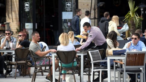 SVE MERE NA JEDNOM MESTU: Produženo radno vreme kafića i bioskopa, uskoro odluka o organizaciji proslava