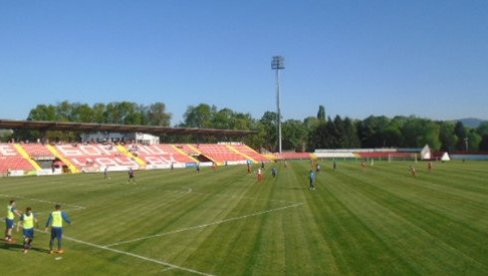 NOVI SKANDAL U SRPSKOM FUDBALU: Borac zbog kazne FSS istupa iz takmičenja