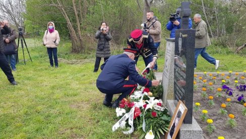 HEROJ KOGA NEMA U UDŽBENICIMA: U Gložanu živi sećanje na poručnika Žugića - da bi sprečio predaju ubio je i svog i hortijevskog komandanta!