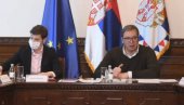 VUČIĆ I BRNABIĆ NA VAŽNOM SASTANKU: Predsednik i premijerka sa predstavnicima zdravstvenih institucija (FOTO)