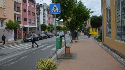 RATNI INVALIDI U BRUSU OSTALI BEZ PRIMANJA: Opštinski službenik propustio da ažurira podatke RATNI INVALIDI U BRUSU OSTALI BEZ PRIMANJA: Opštinski službenik propustio da ažurira podatke