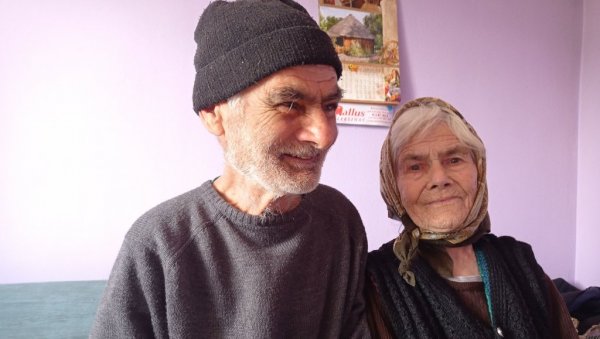 ДОБРОТА И СКРОМНОСТ СУ ОСНОВ СВЕГА: Јелисава Томић (101) каже да је живот некад био једноставнији, али да су људи били испуњенији