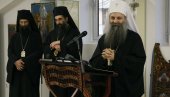 ПАТРИЈАРХ ПОРФИРИЈЕ ОТВОРИО ИЗЛОЖБУ МУЗЕЈА ЦРКВЕНИХ СТАРИНА: Сваки изложени предмет носи печат вере (ФОТО)