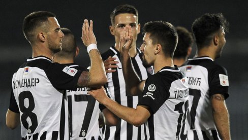 PARTIZAN SLAVIO PROTIV SPARTAKA: Crno-beli strepeli u završnici, na kraju zasluženo slavili (VIDEO)