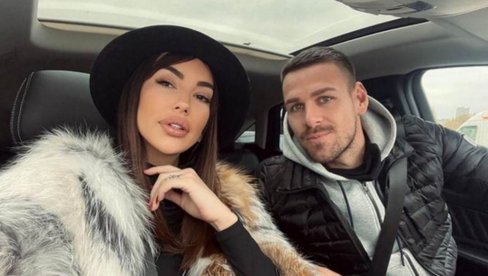 KATARINA GRUJIĆ POTPUNO PROMENILA IMIDŽ: Evo kako sada izgleda popularna pevačica (FOTO)