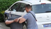 ZAPLENA DROGE NA ZVEZDARI: Policija pronašla heroin na gumi od kola, osumnjičeni dobio krivičnu prijavu (FOTO)